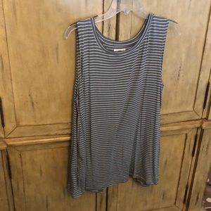 Old navy striped split back top